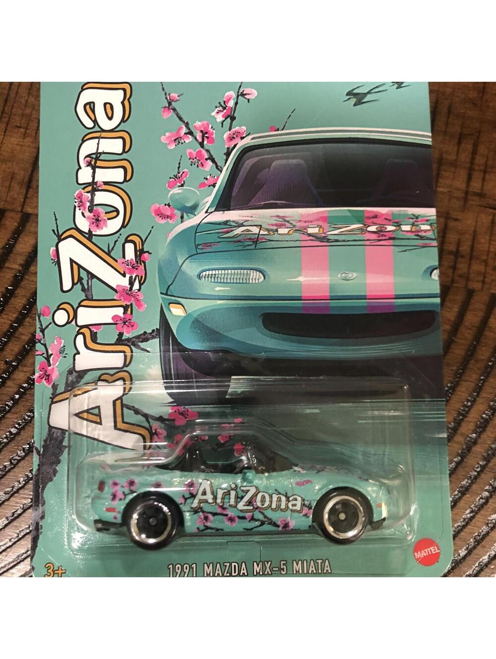 Hot Wheels Silver Series 1991 Mazda MX-5 Miata Arizona Tea 1:64 Diecast Car New - Picture 3 of 9